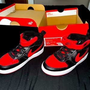 Nike Court Borough toddler size 10c